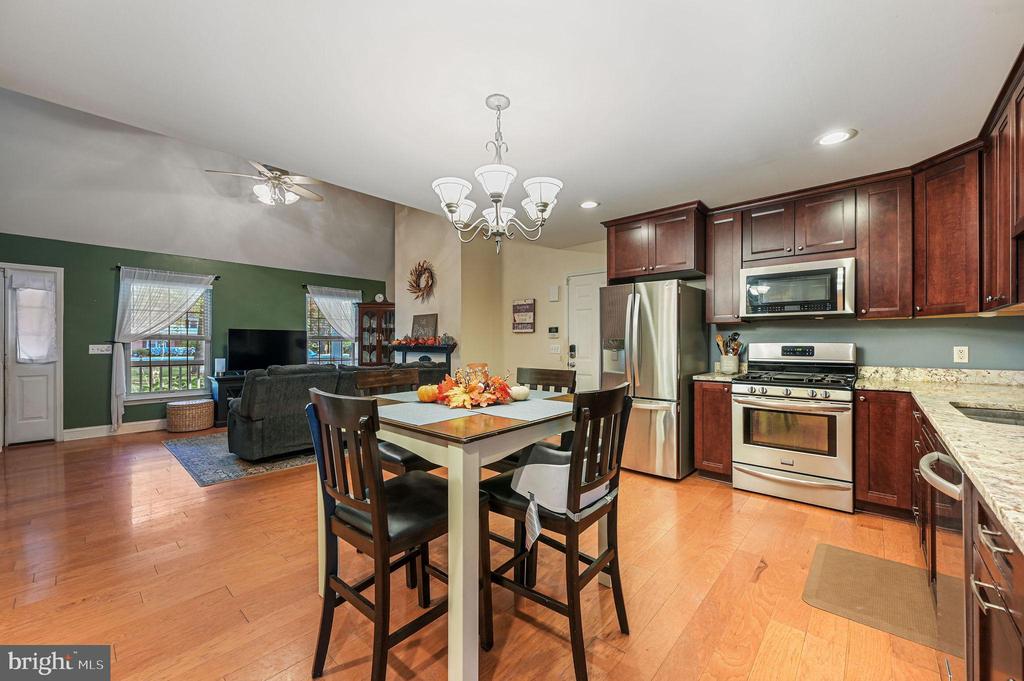 196 MIFFLIN ROAD