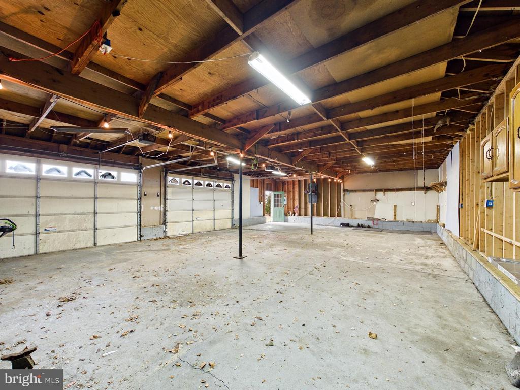3231 WILLIAMSVILLE ROAD