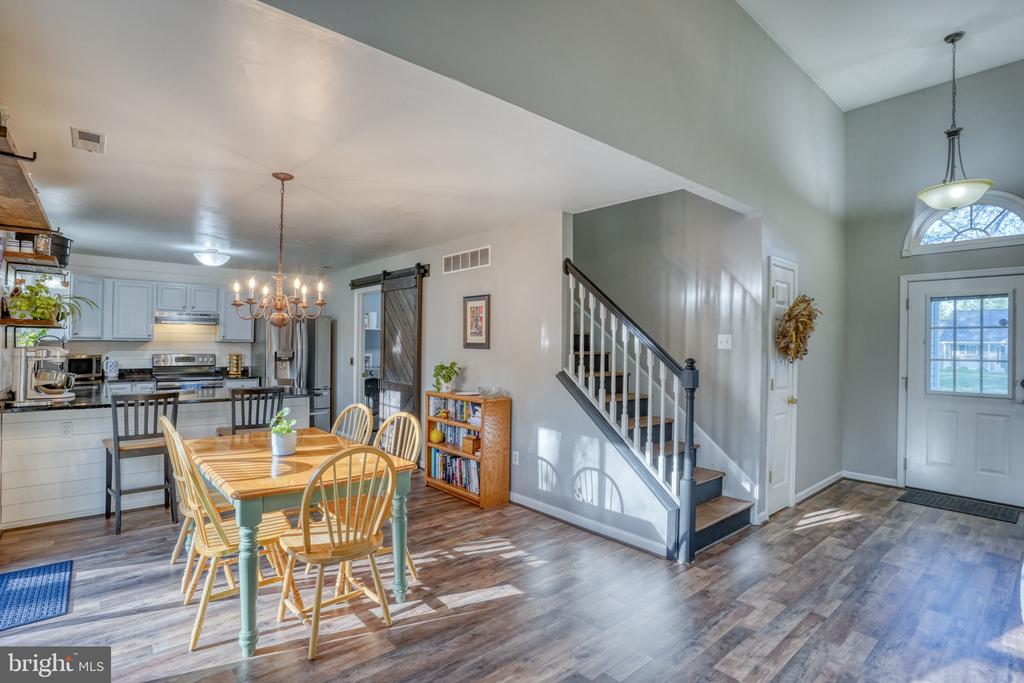 146 SHADYWOOD LANE