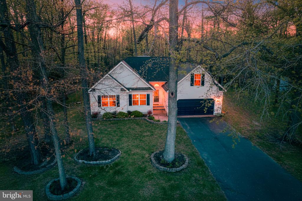 146 SHADYWOOD LANE