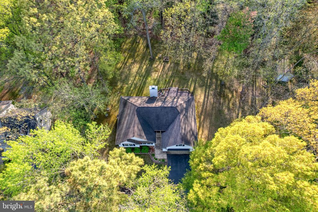 146 SHADYWOOD LANE