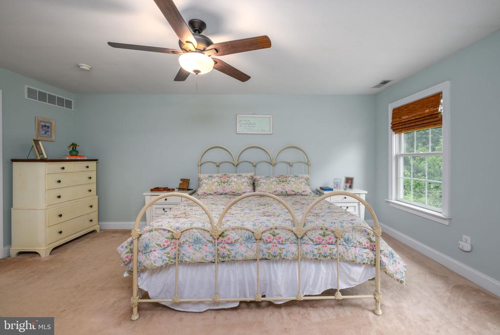 286 STONEWATER WAY