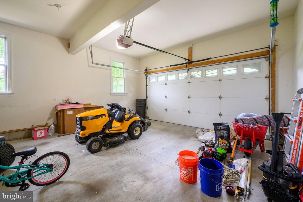 286 STONEWATER WAY