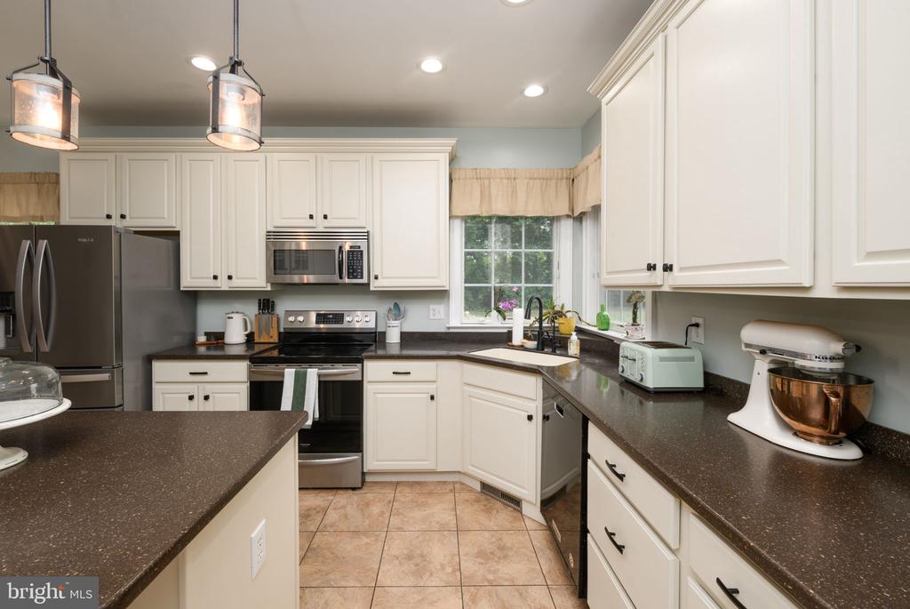 286 STONEWATER WAY