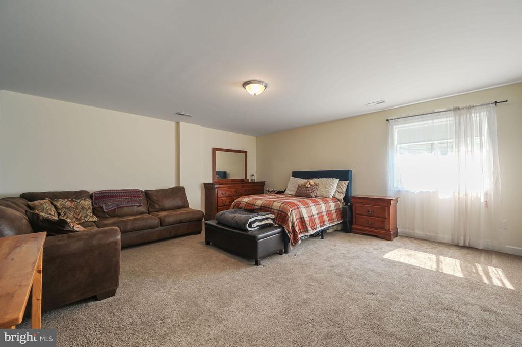 16 WESCAM PLACE