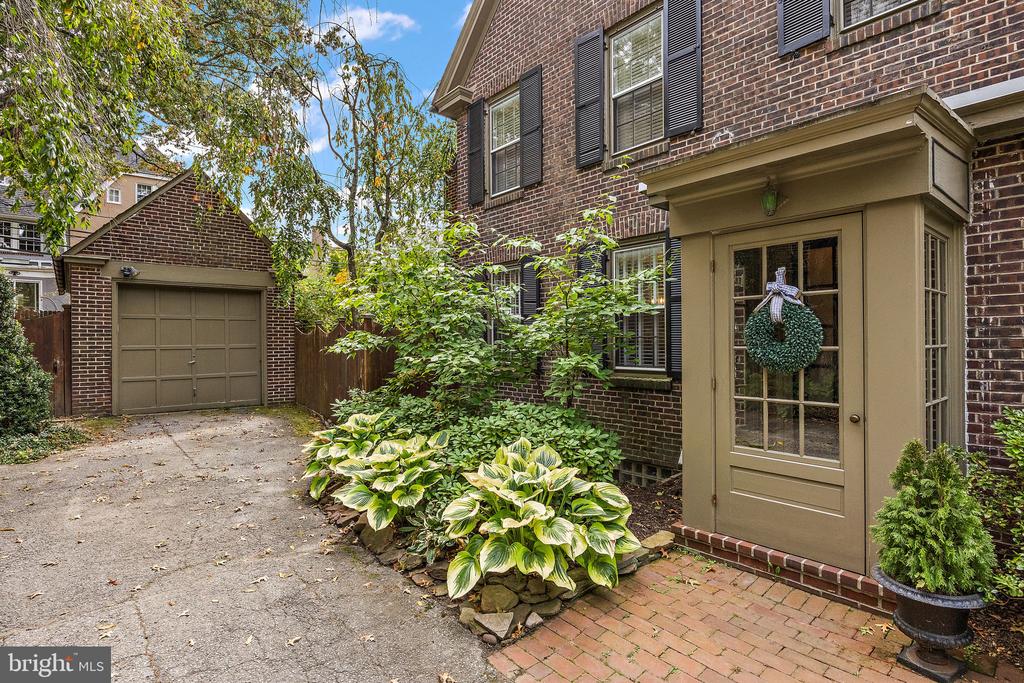 714 NOTTINGHAM ROAD