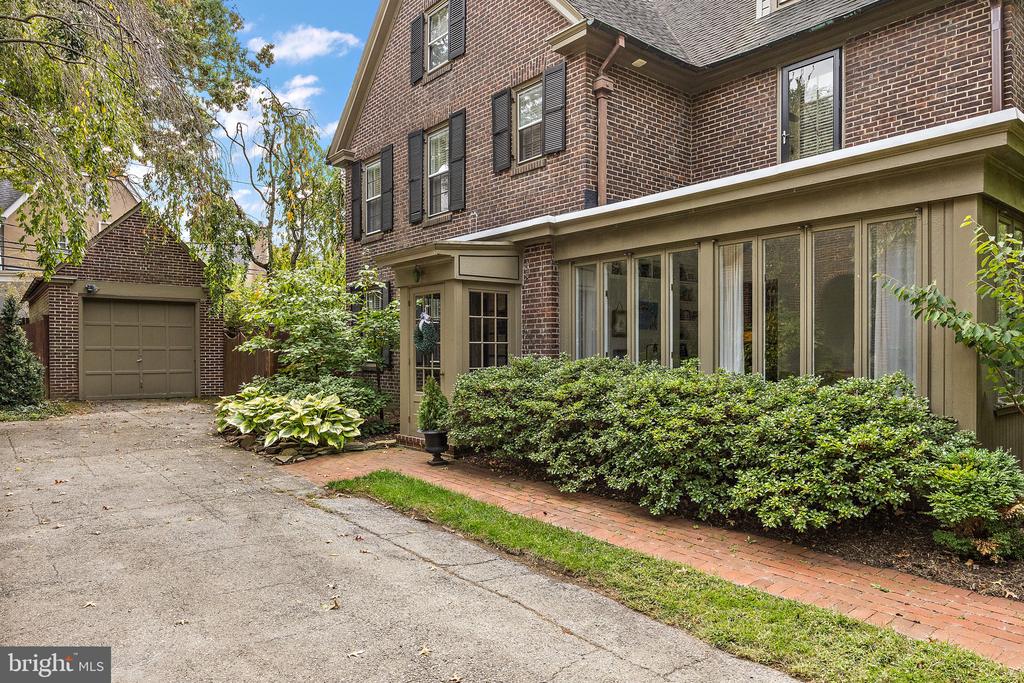 714 NOTTINGHAM ROAD