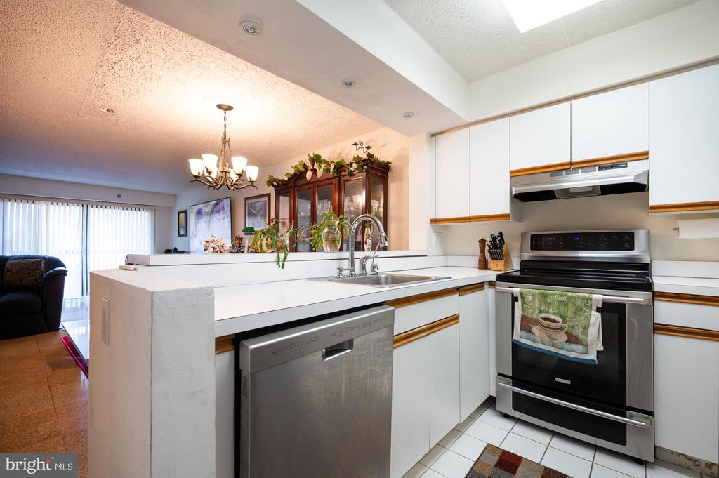 1704 N PARK DRIVE UNIT A312
