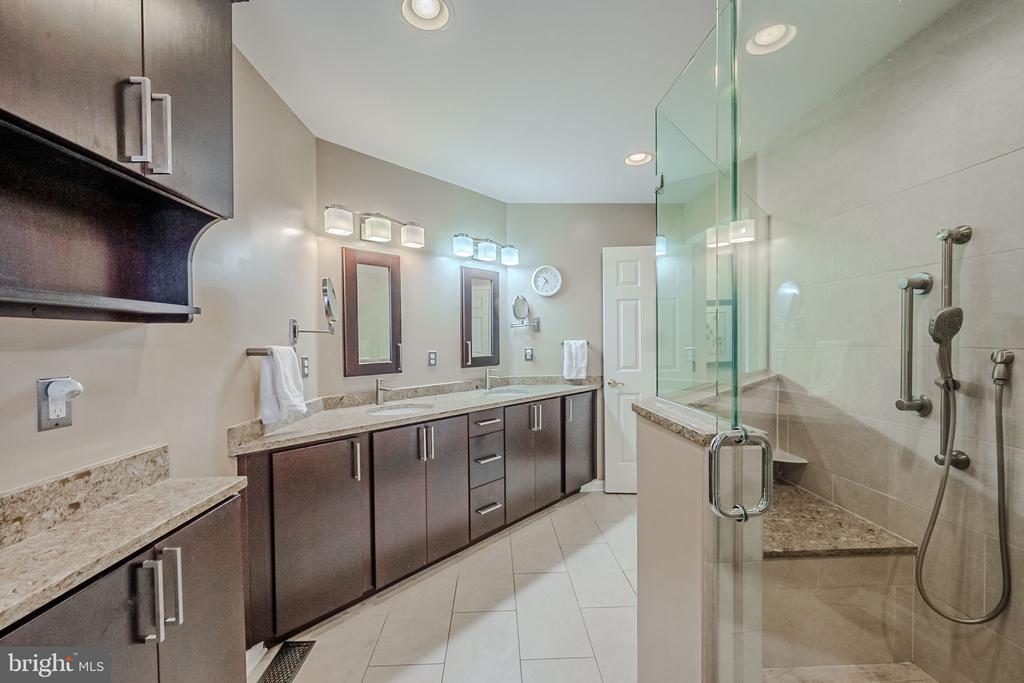 1 EYNON COURT