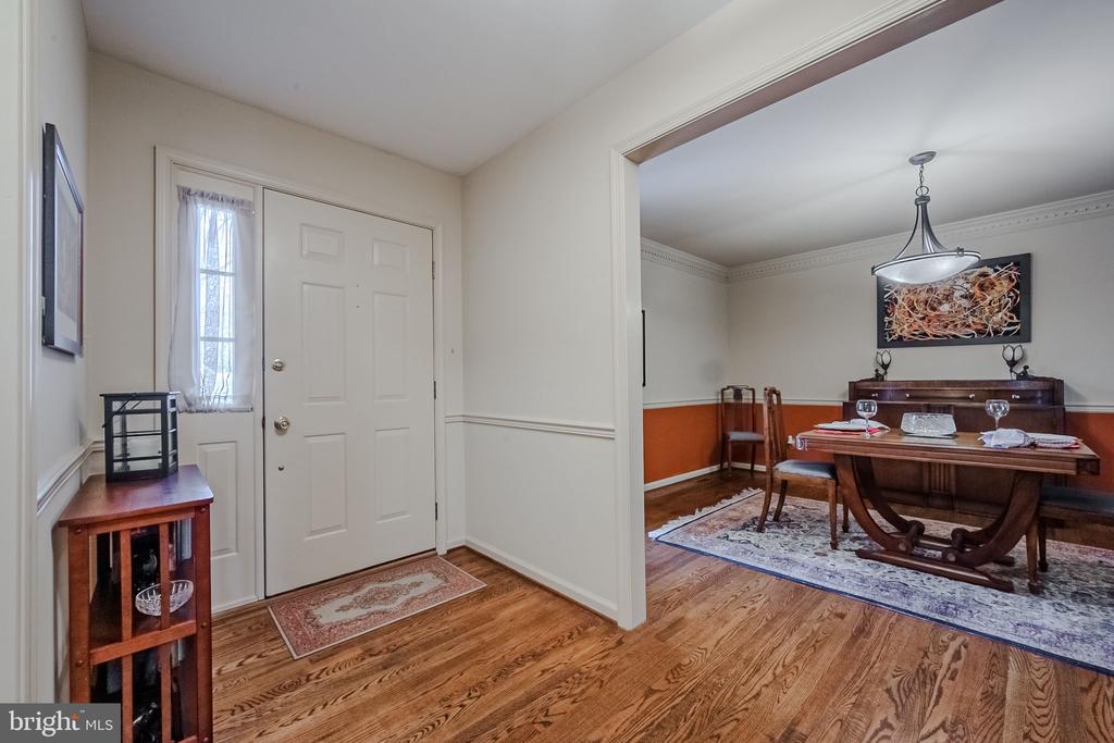 1 EYNON COURT