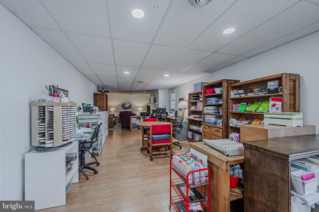 1 EYNON COURT