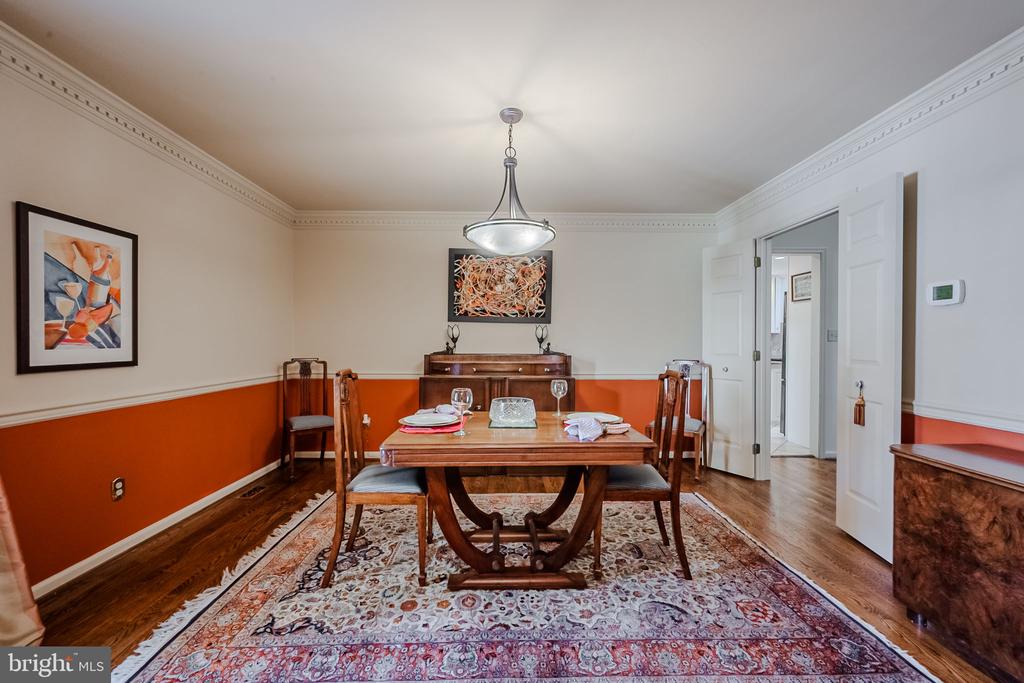 1 EYNON COURT