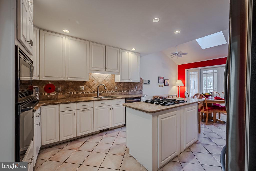 1 EYNON COURT