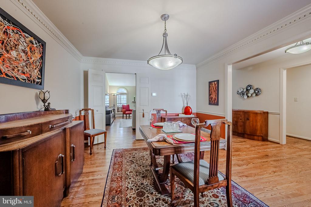 1 EYNON COURT