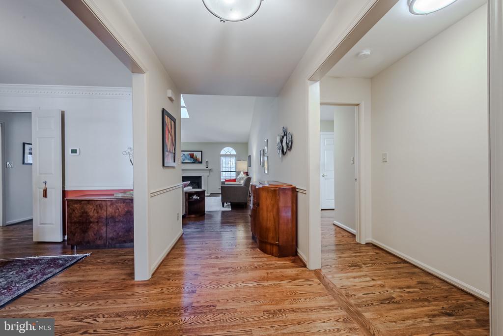 1 EYNON COURT