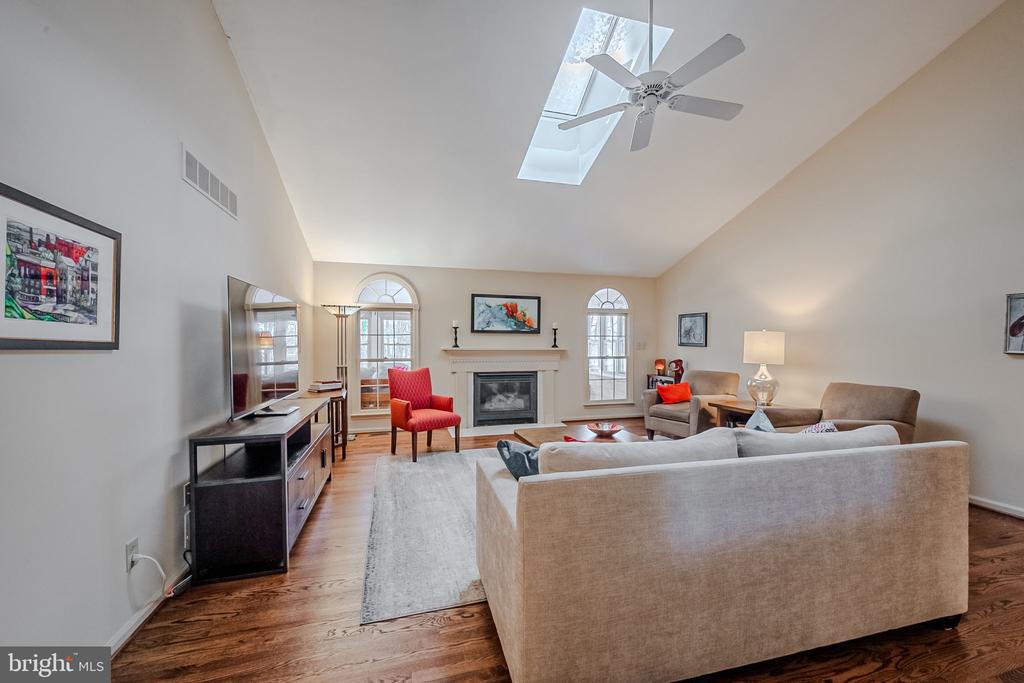 1 EYNON COURT