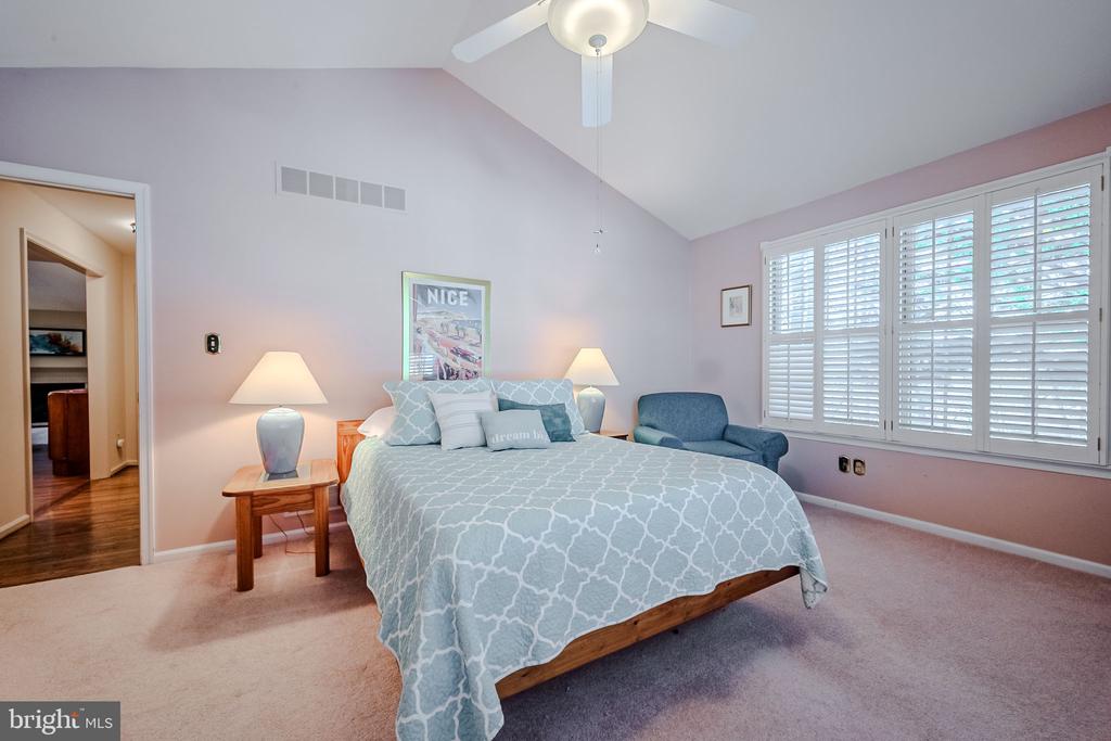 1 EYNON COURT