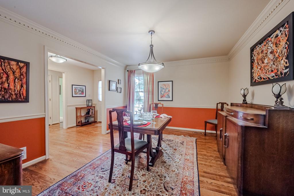 1 EYNON COURT