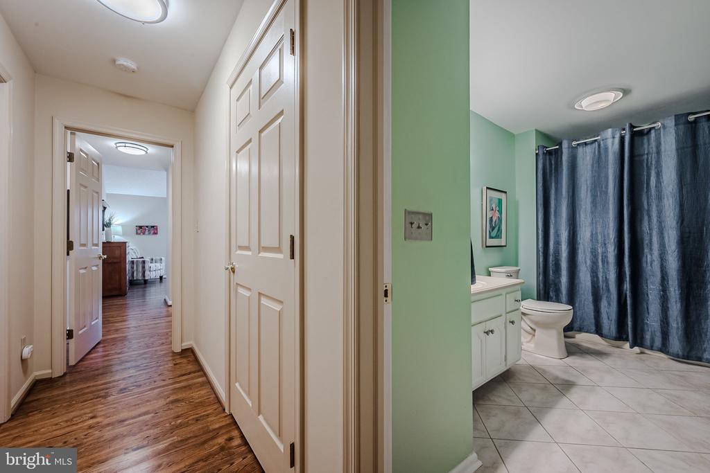 1 EYNON COURT