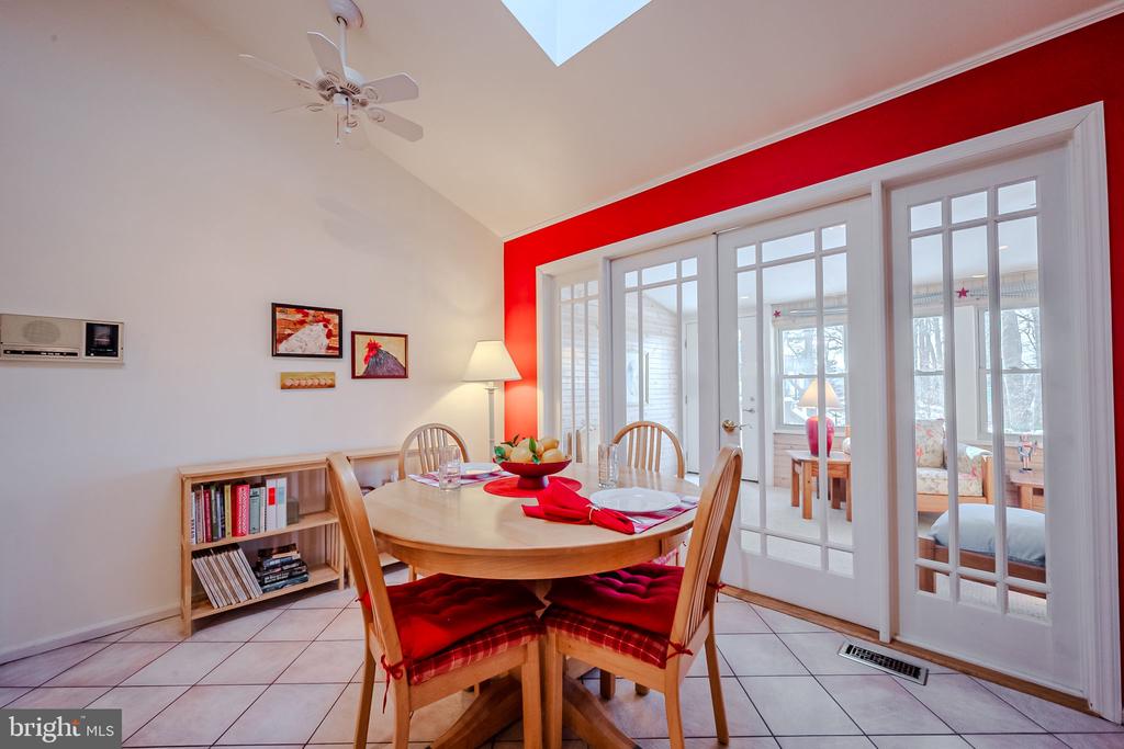 1 EYNON COURT