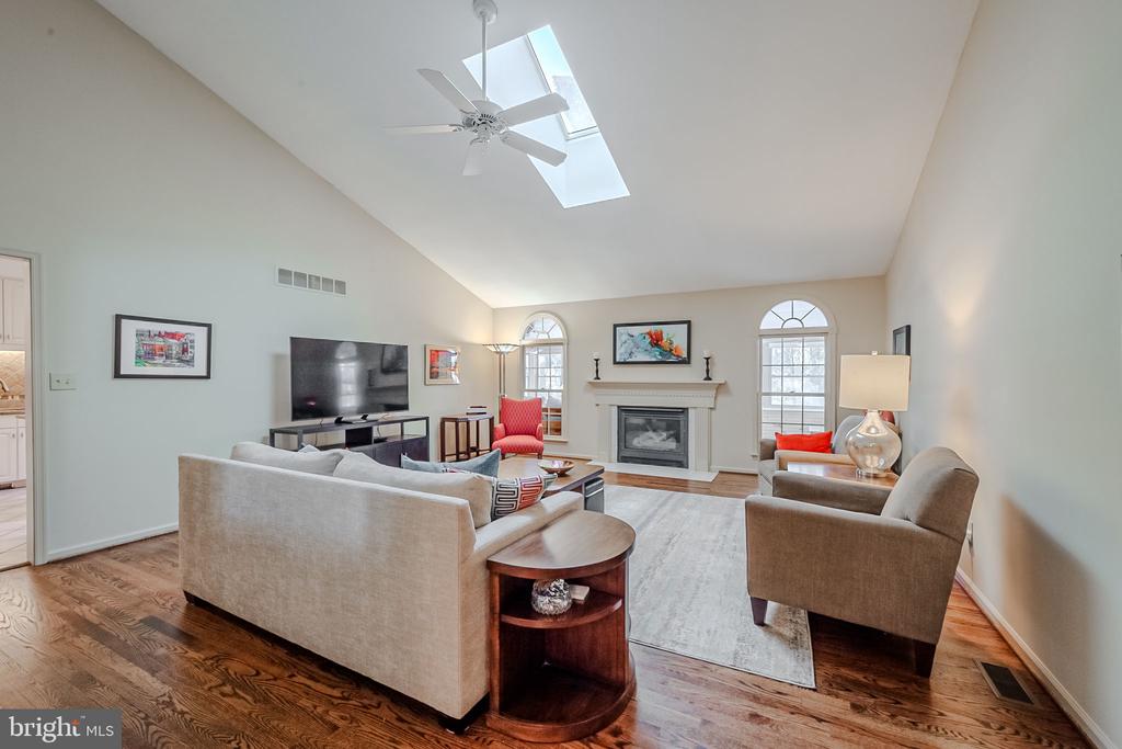 1 EYNON COURT