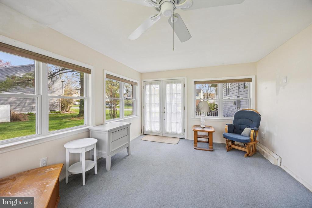 2 RAVENWOOD COURT