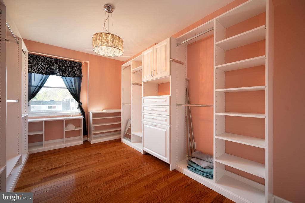 1509 BONWOOD ROAD