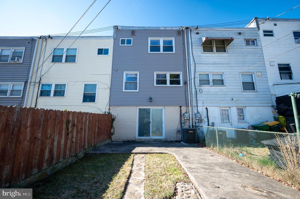 1509 BONWOOD ROAD