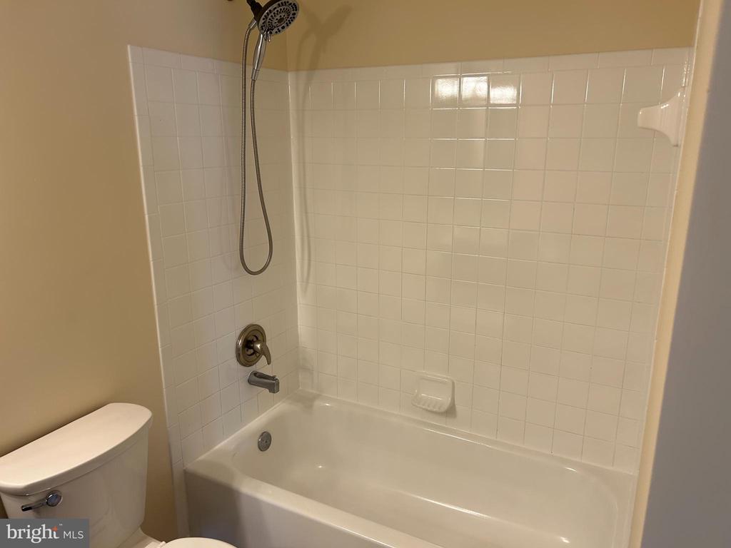 87 E VIOLETTE DRIVE