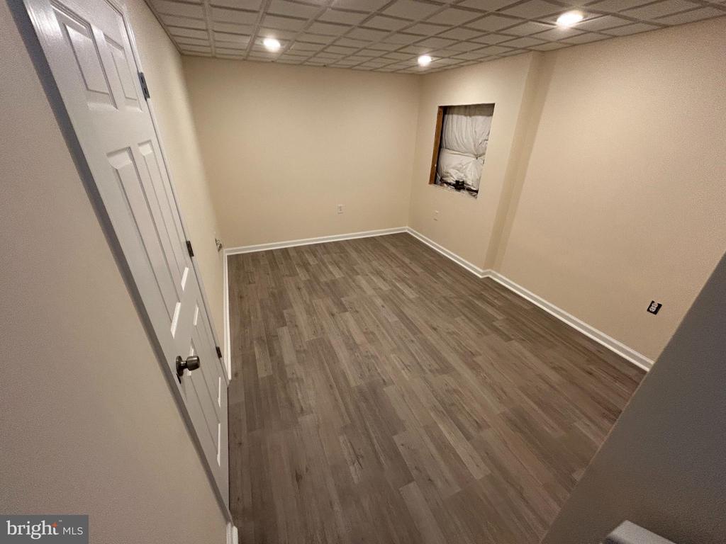 87 E VIOLETTE DRIVE