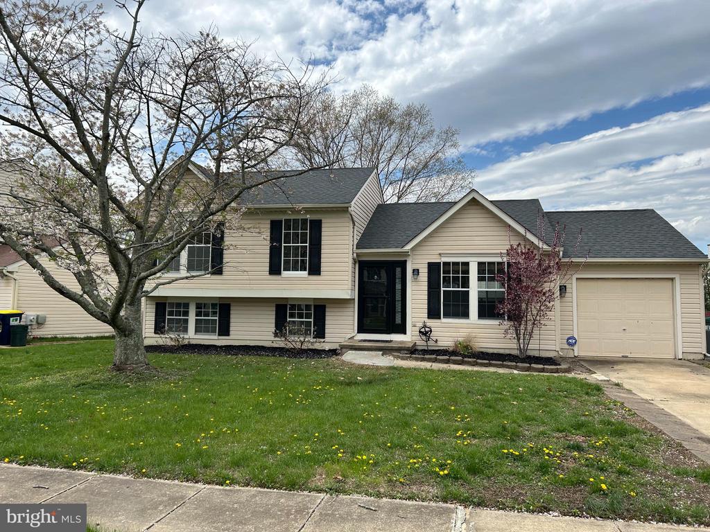 87 E VIOLETTE DRIVE