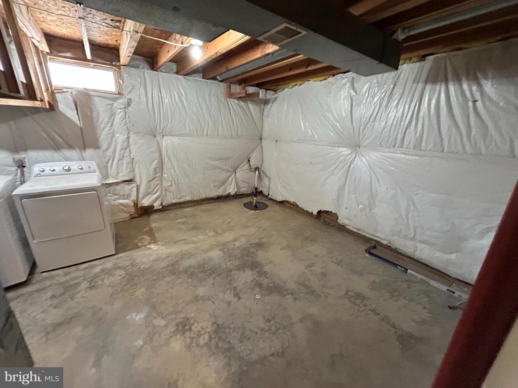 87 E VIOLETTE DRIVE