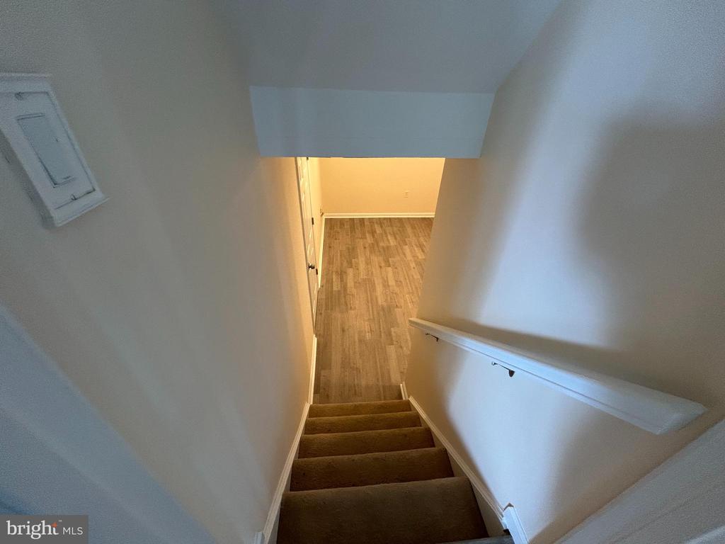 87 E VIOLETTE DRIVE