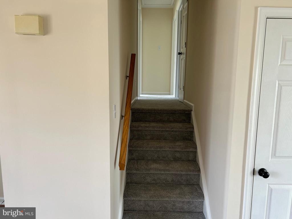 87 E VIOLETTE DRIVE