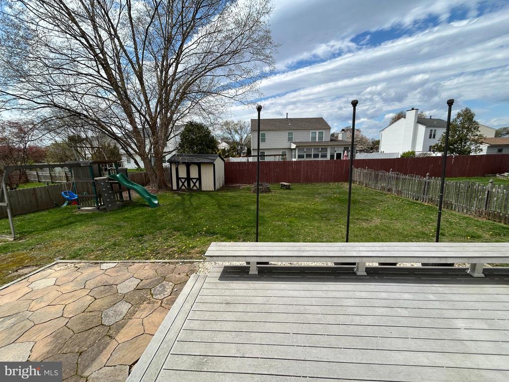 87 E VIOLETTE DRIVE