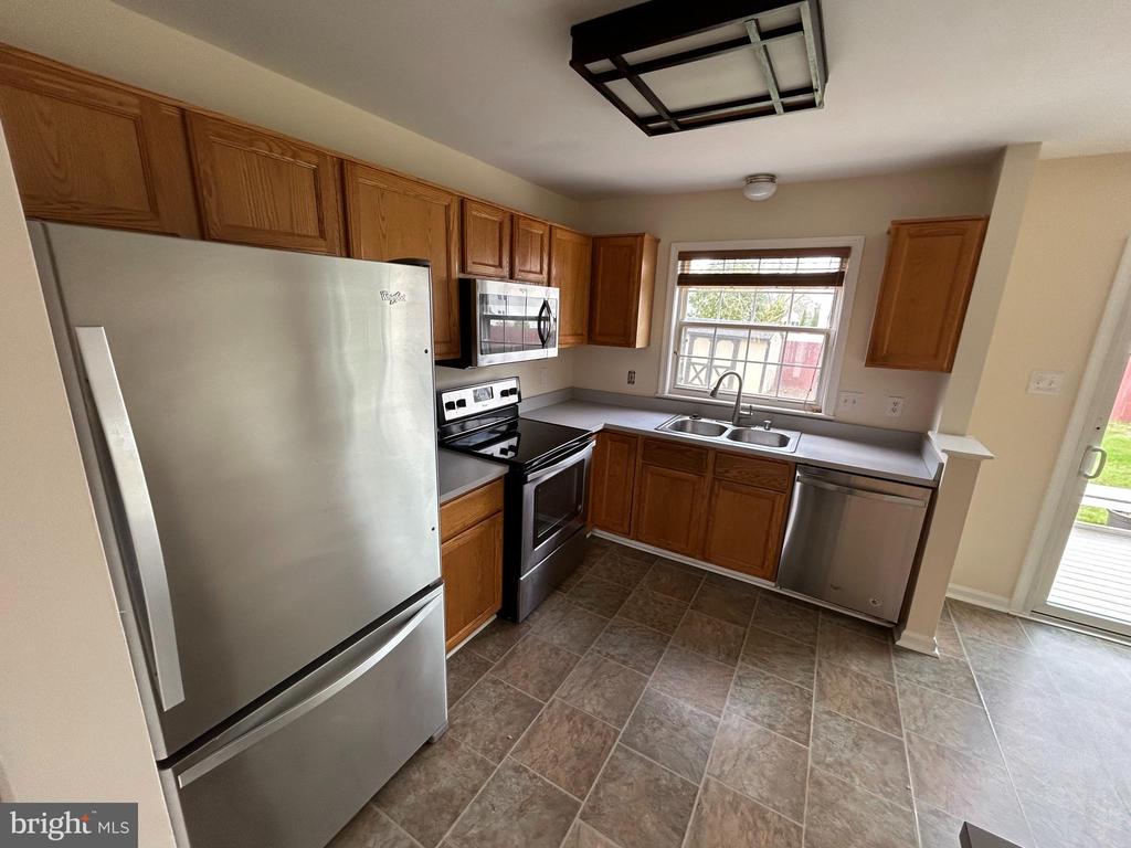 87 E VIOLETTE DRIVE