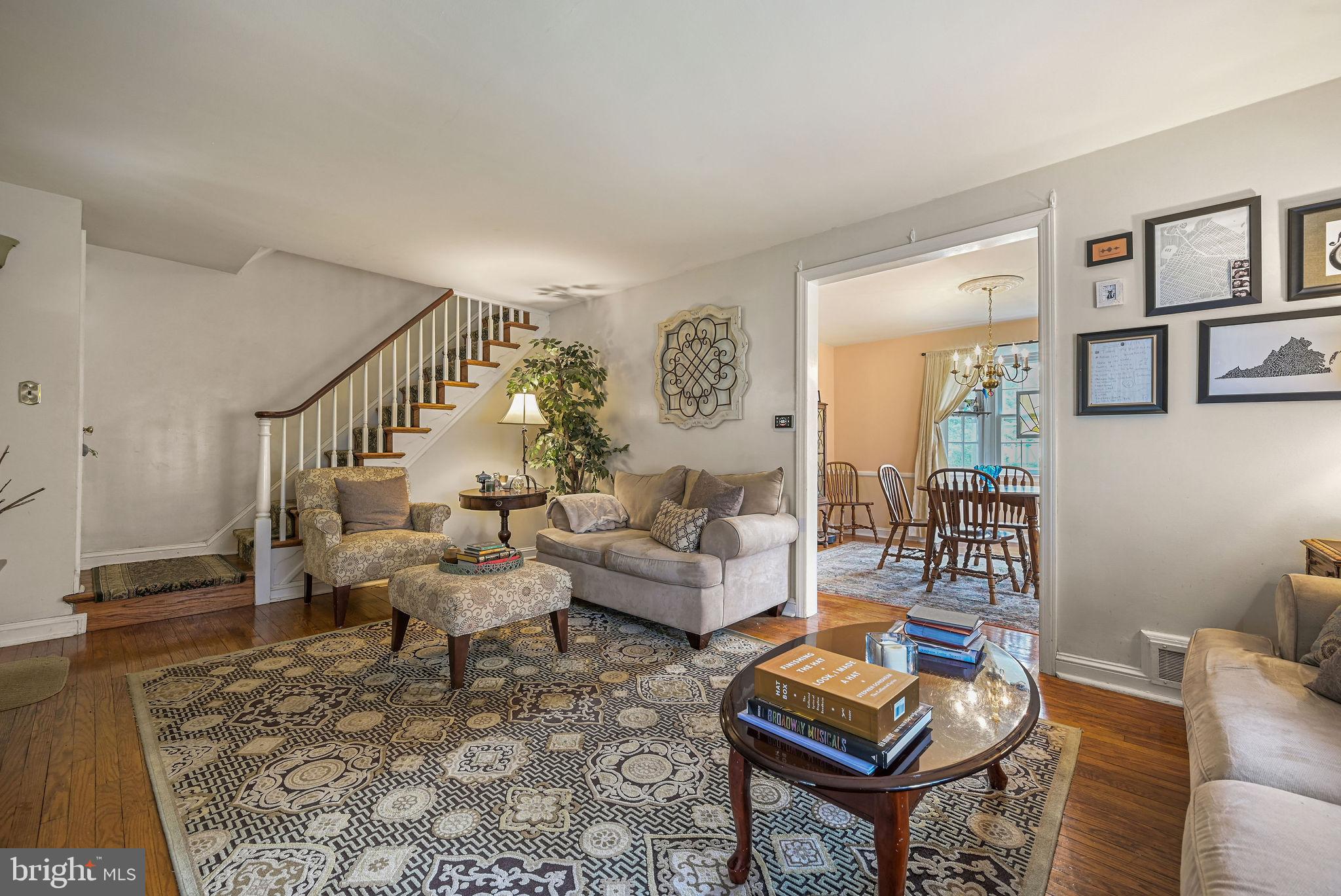 40 W SALISBURY DRIVE