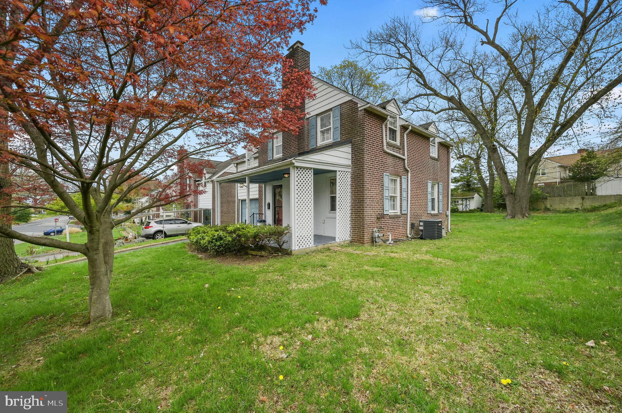 40 W SALISBURY DRIVE