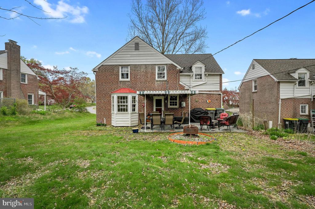 40 W SALISBURY DRIVE