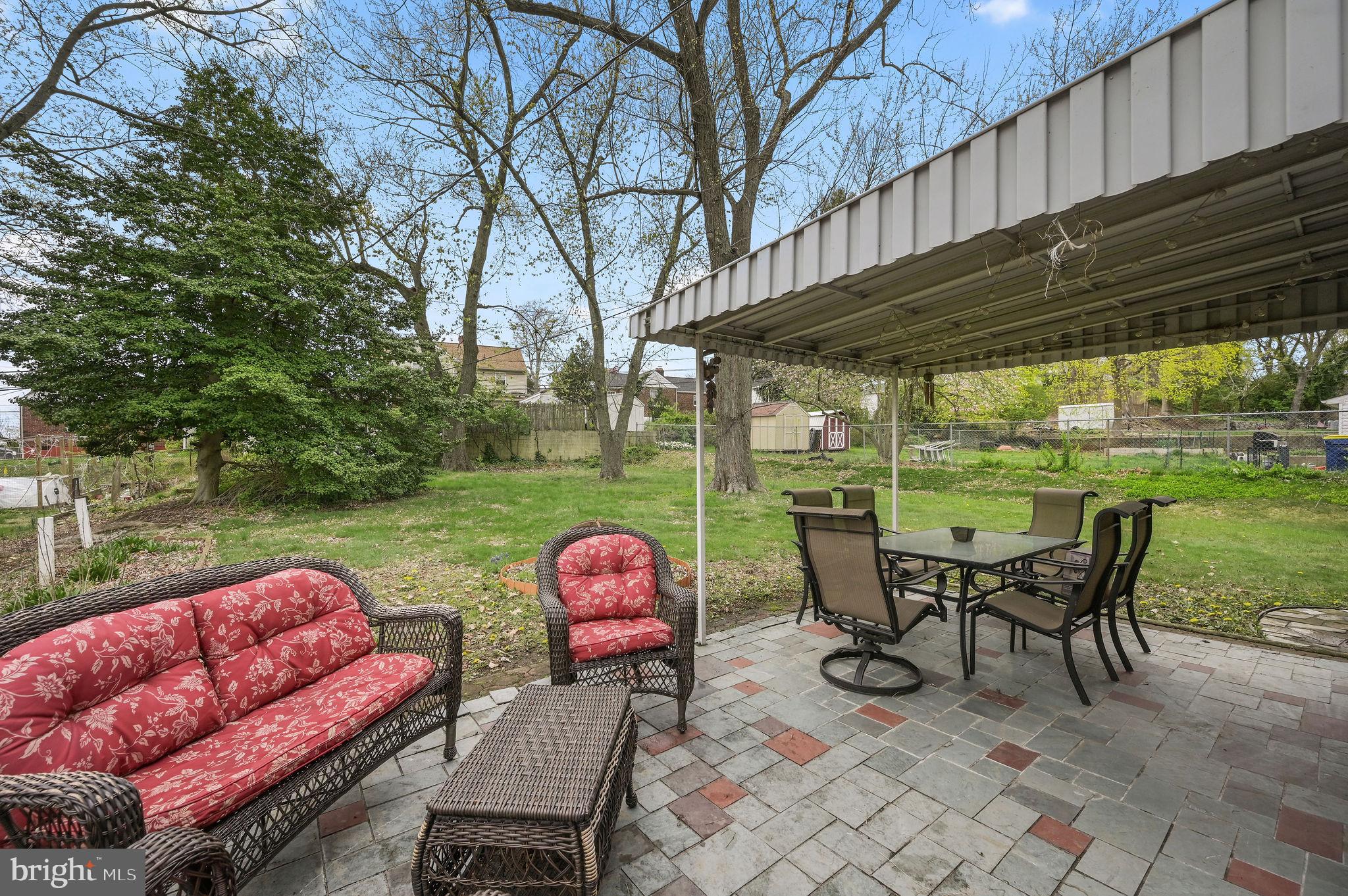 40 W SALISBURY DRIVE