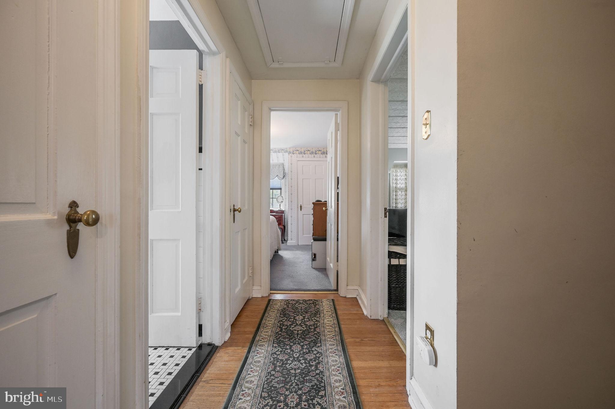 40 W SALISBURY DRIVE