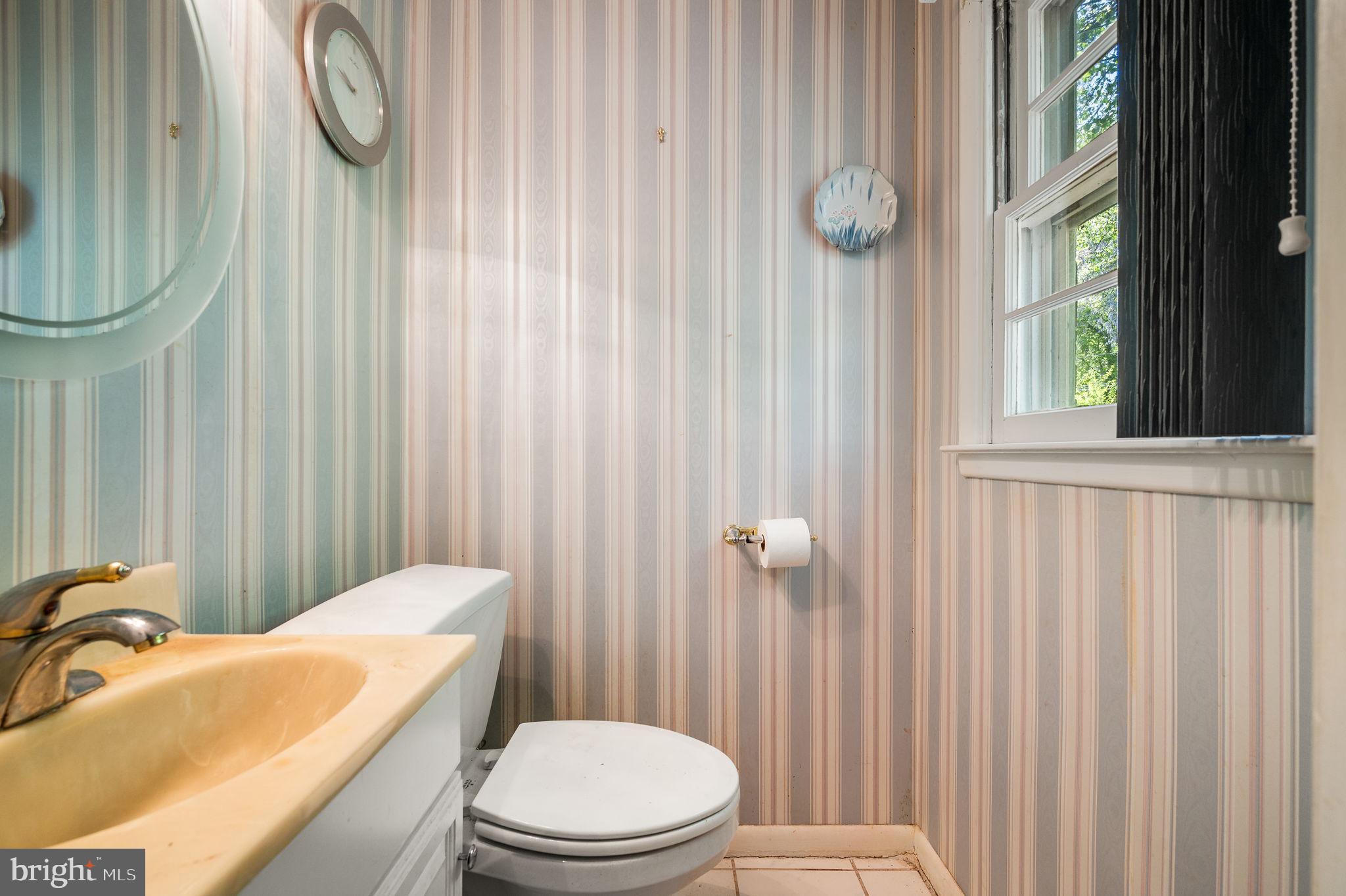 2107 WESTMINSTER DRIVE