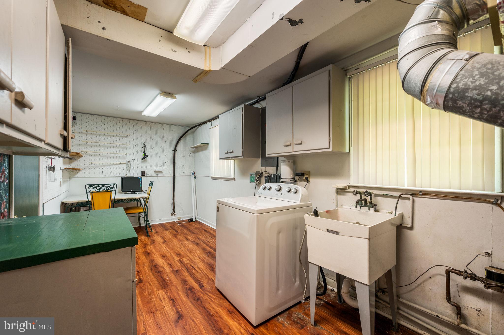 2107 WESTMINSTER DRIVE