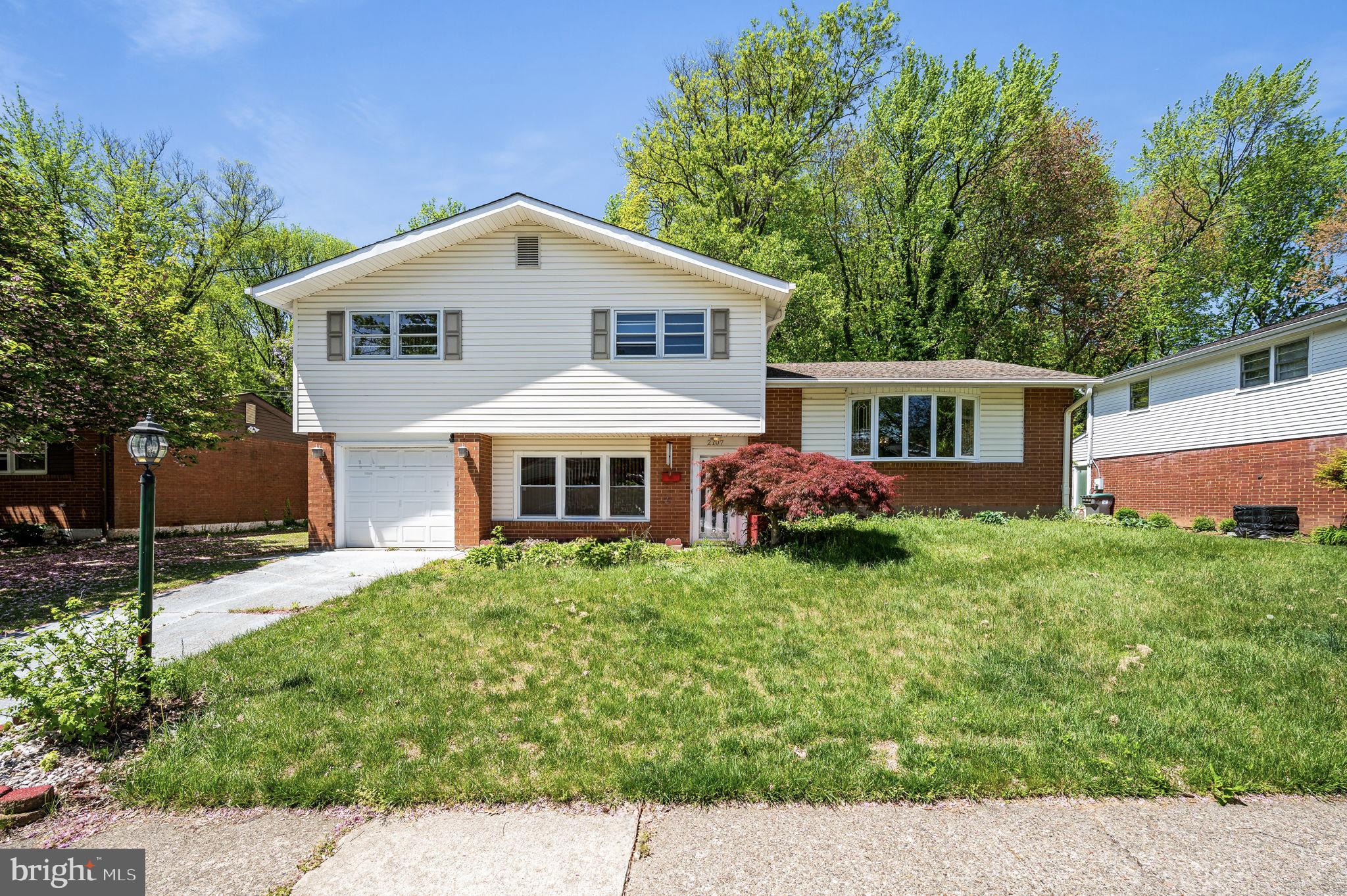 2107 WESTMINSTER DRIVE