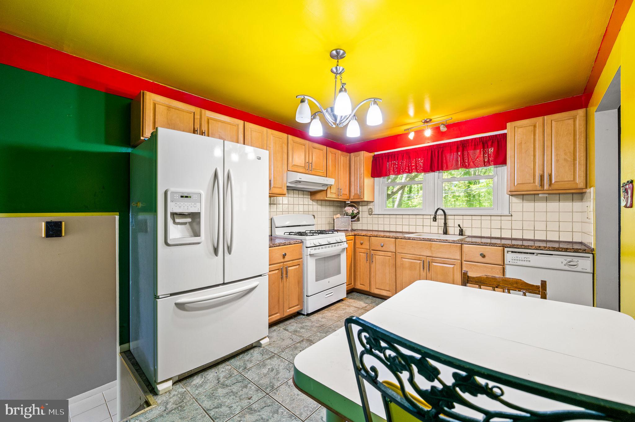 2107 WESTMINSTER DRIVE