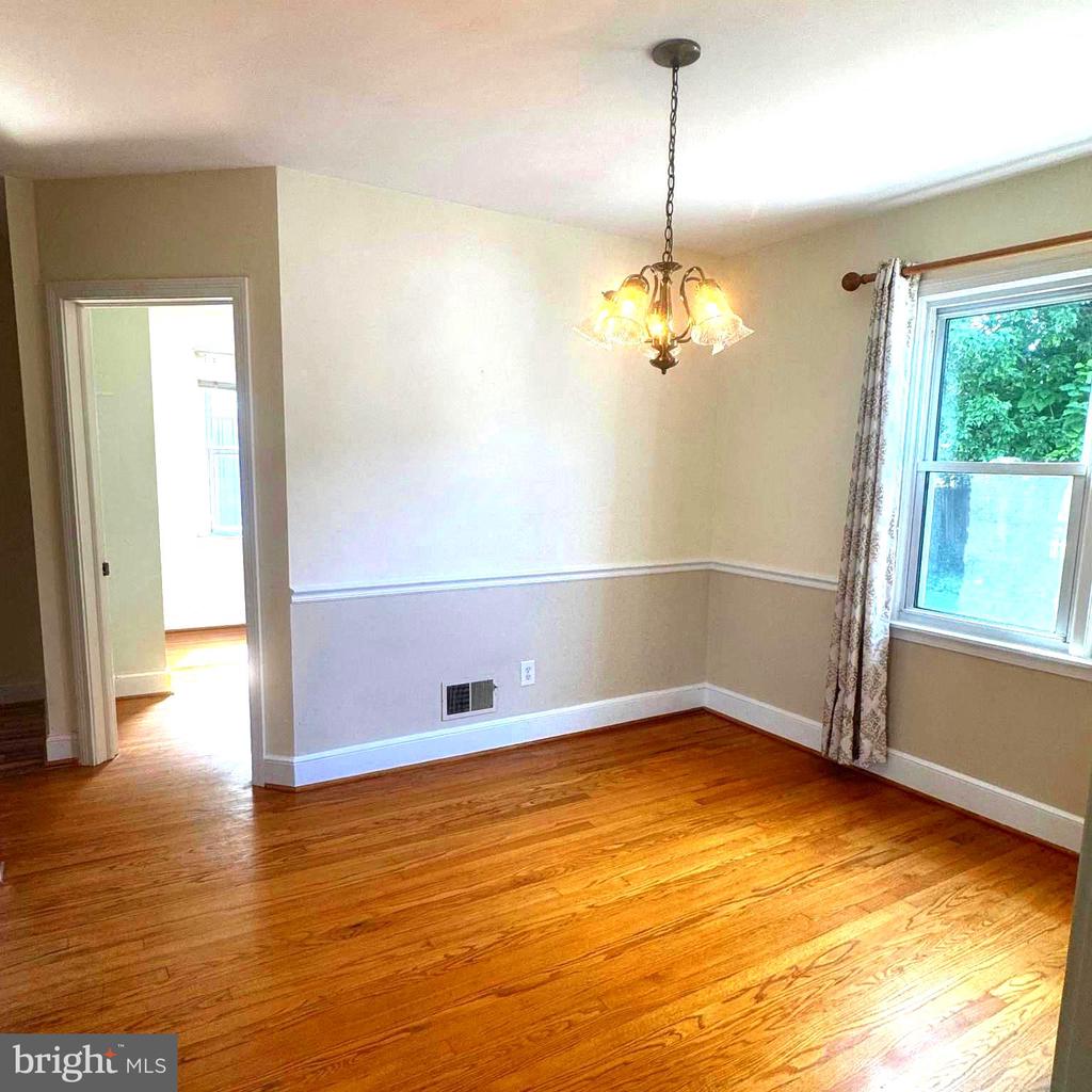118 FLORENCE AVENUE