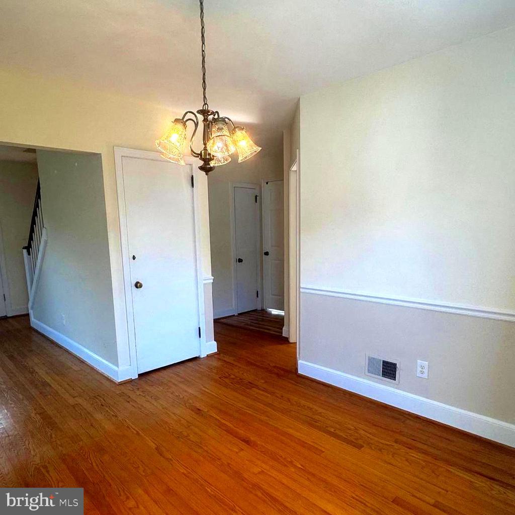 118 FLORENCE AVENUE