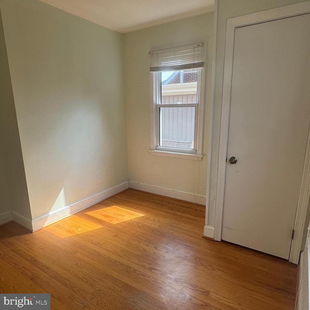 118 FLORENCE AVENUE