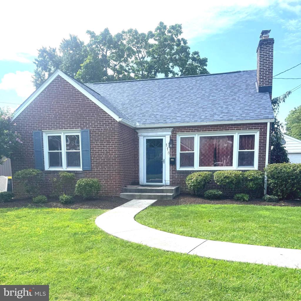 118 FLORENCE AVENUE