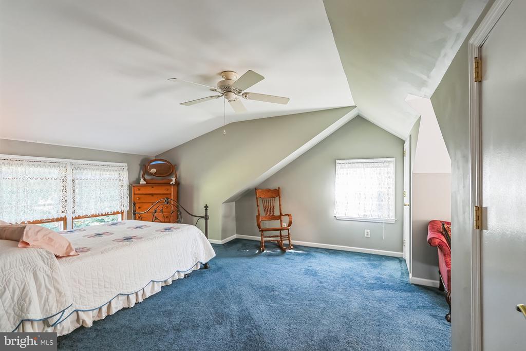 217 EDGEWOOD ROAD